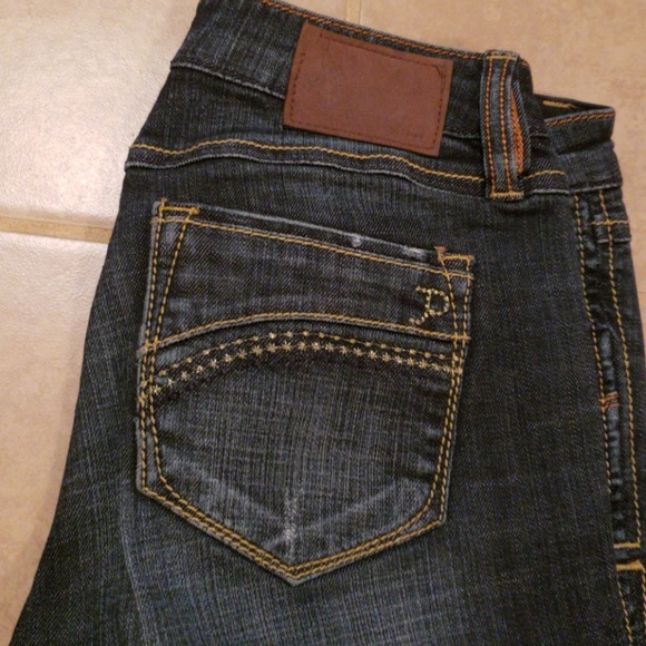 Papaya jeans with gold stitching on pockets - Picture 2 of 4
